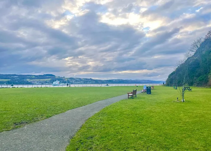 Dumbarton Cosy Home, Loch Lomond